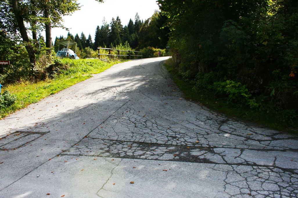 Strasse zu sanieren