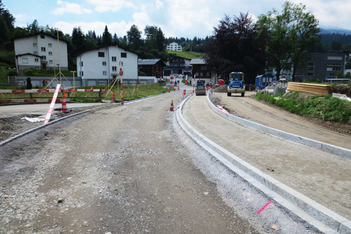 Strassen- und Werkleitungssanierung «Via Surpunt»