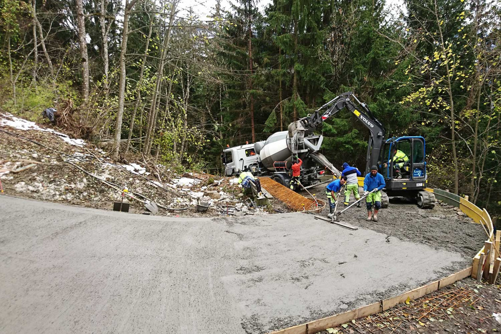Sils i.D., Sanierung Carschennastrasse, HMQ AG