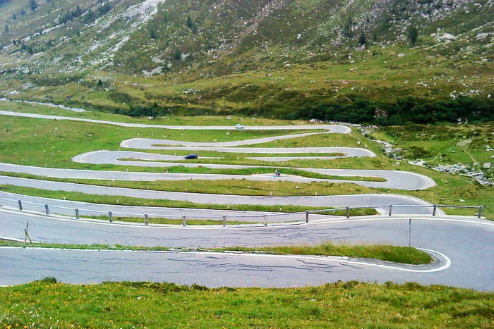Strassensanierung, Splügenpassstrasse Bodmastafel-Schwarzhütte